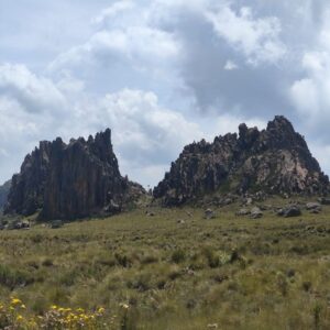 Dragons Teeth & Satima Hike - Image 2